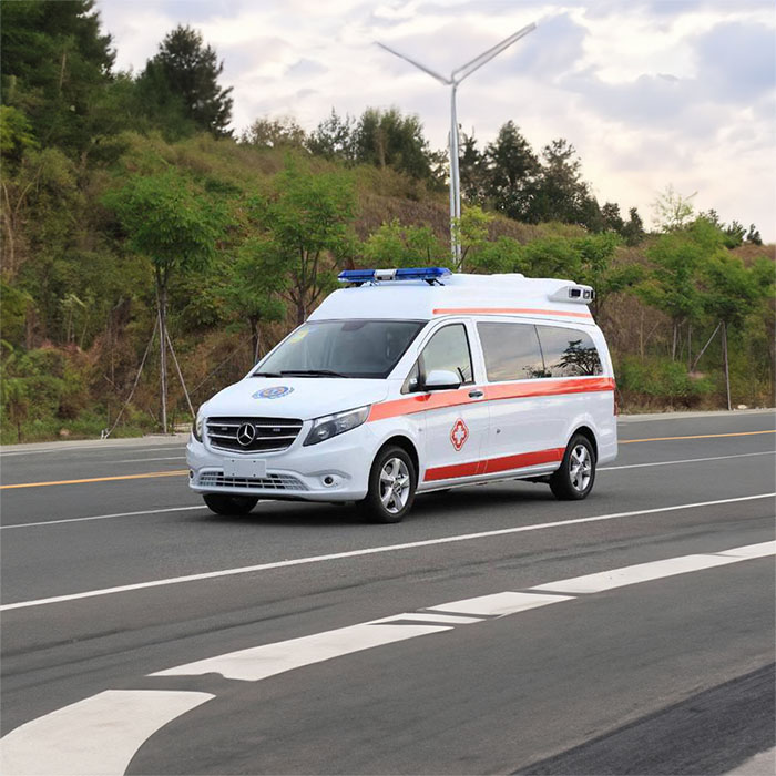 深圳深圳救护车出租出院回家到珠海市救护车电话号码是120吗