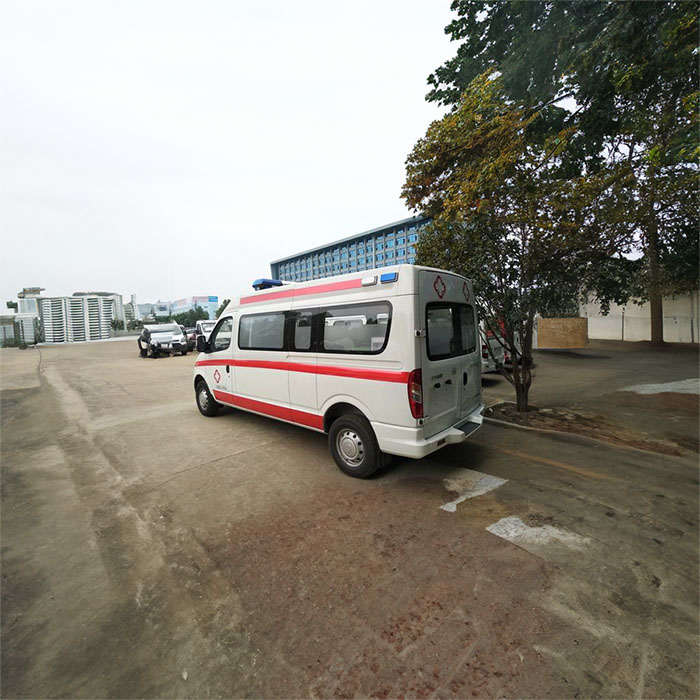 深圳深圳急救车出租出院返乡到河源市源城区非急救病人转运车电话