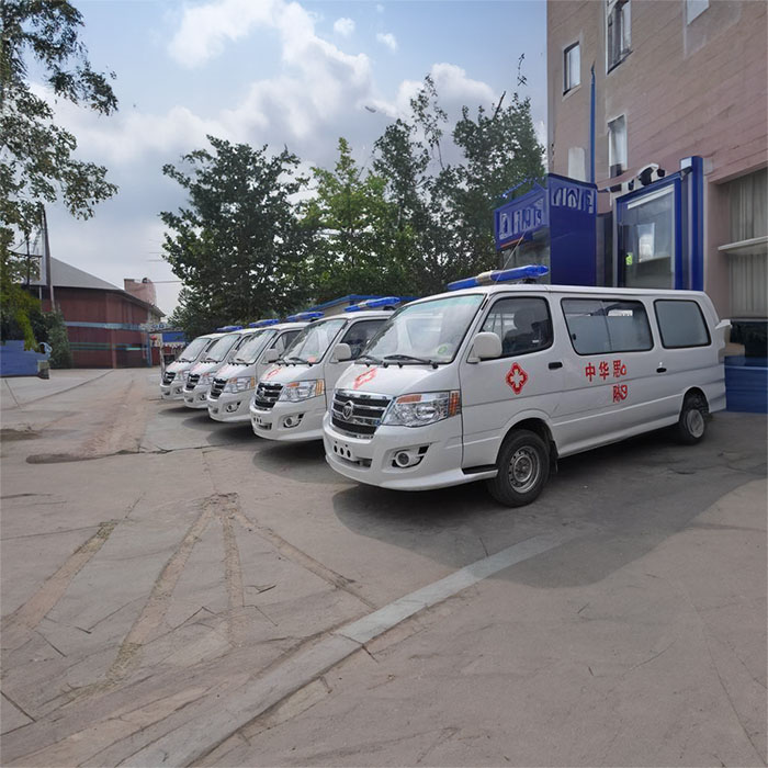 深圳深圳120急救车租赁病重回老家到珠海市香洲区救护车电话号