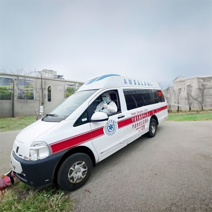 深圳深圳救护车租赁康复回家到云浮市新兴县急救转运站电话