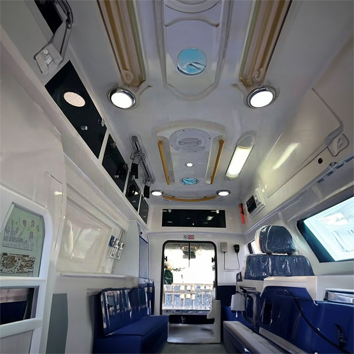 广东省东莞市厚街医院预约私人救护车转运到自贡市人民医院（自贡市仁济医学中心）长途救护车出租接送