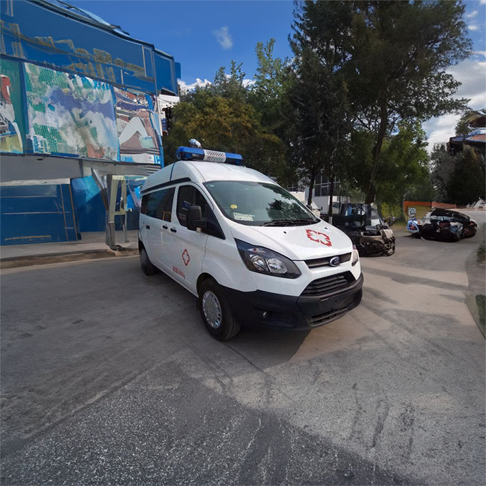 深圳深圳救护车租赁病重回老家到河源市和平县医院电话是多少