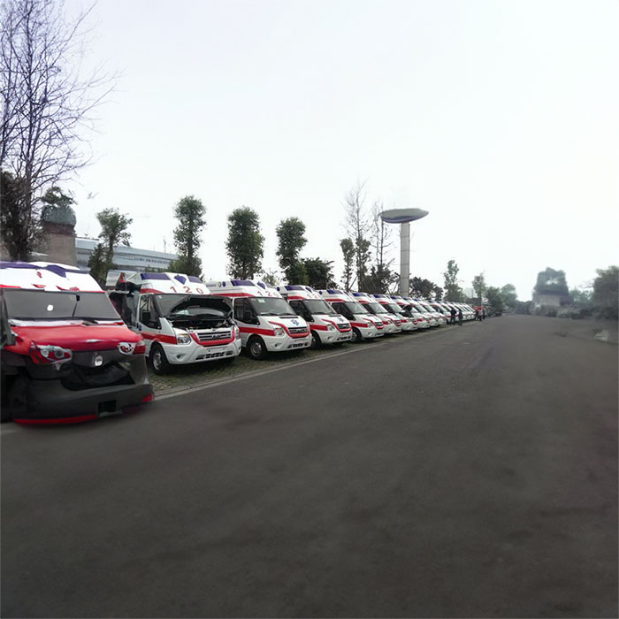 广东汕头大学医学院附属粤北人民医院租私家救护车转院到鞍山市中心医院救护车收费标准