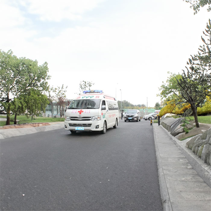 广东省广铁集团羊城铁路总公司广州医院租赁私家救护车转院到天津市人民医院救护车出租