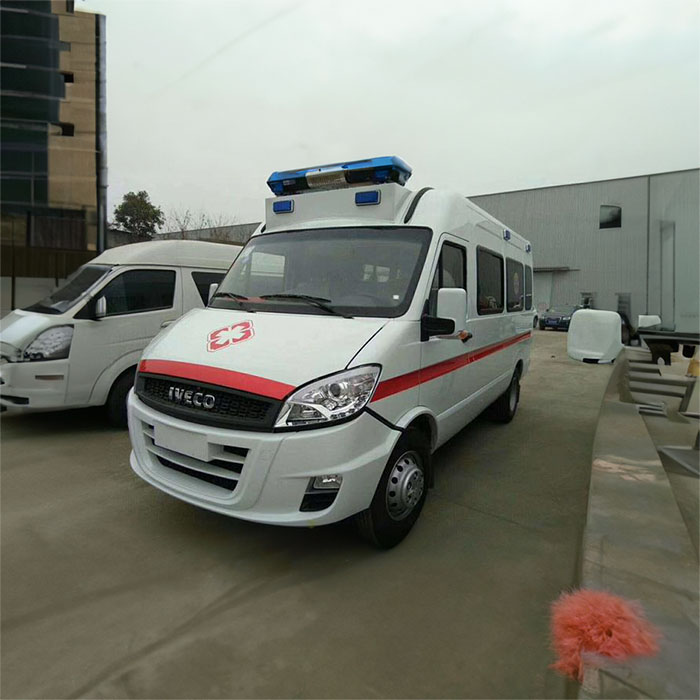 广东省南方医院租救护车护送到淮海医院1600公里救护车多少钱