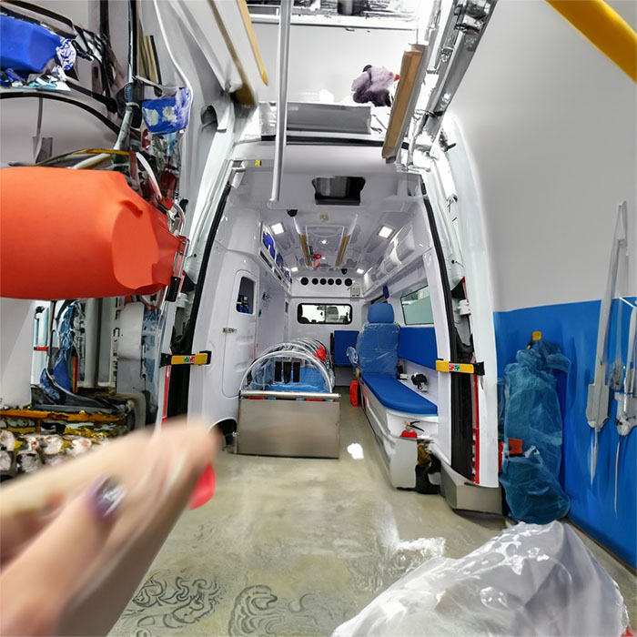 深圳深圳救护车租赁康复回老家到肇庆市怀集县120急救车电话