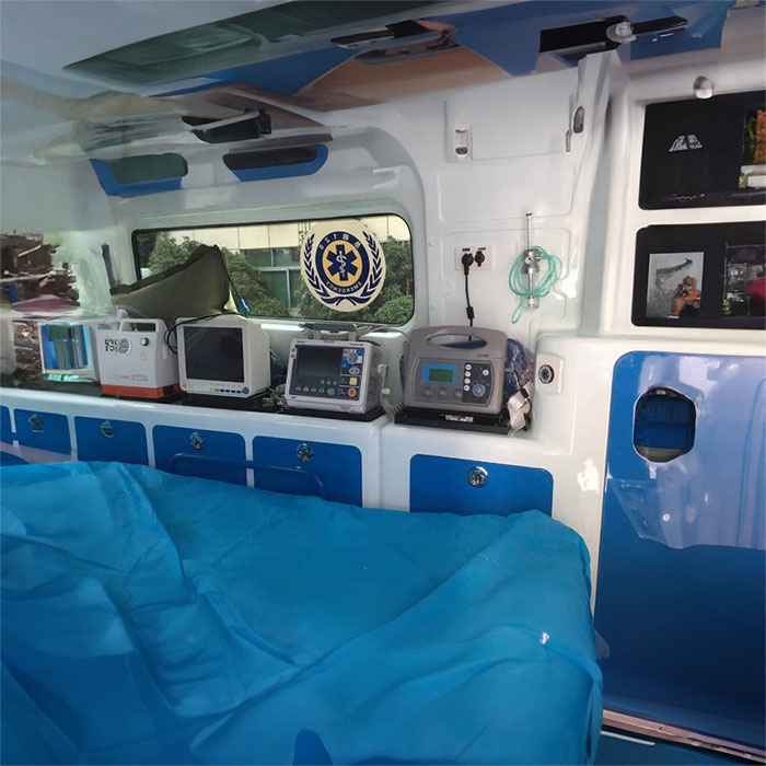 汕头大学医学院附属医院租用私人救护车到海南医学院附属医院救护车按什么收费标准