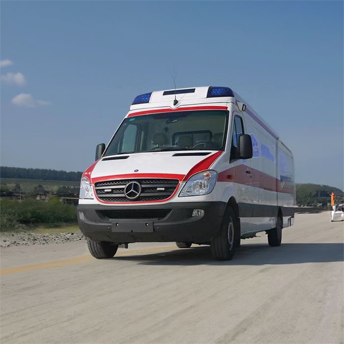 深圳深圳急救车租赁病重回老家到汕头市龙湖区120租赁电话号码