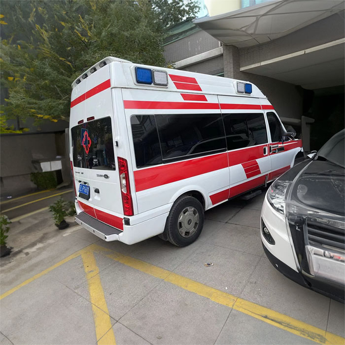 深圳深圳急救车租赁康复护送到韶关市始兴县救护车出租预约电话
