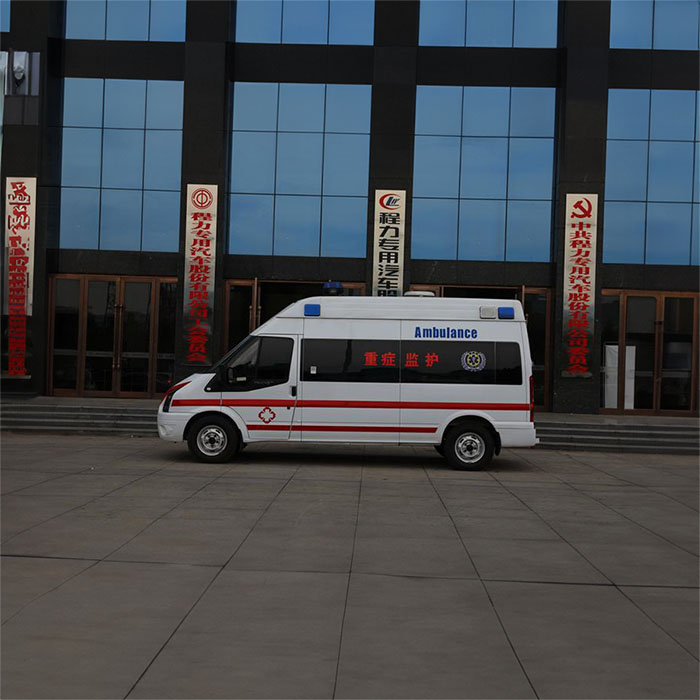 深圳深圳急救车出租康复回老家到湛江市吴川市转院车辆联系