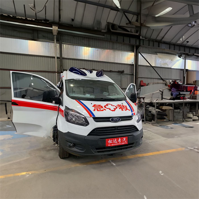 广东省中山五院租私人救护车转院到克拉玛依市中心医院急救车租赁联系方式