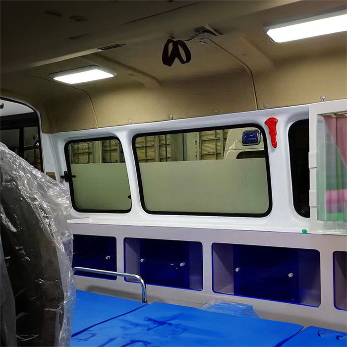 深圳深圳急救车租赁病重返乡到韶关市仁化县转运救护车电话号码