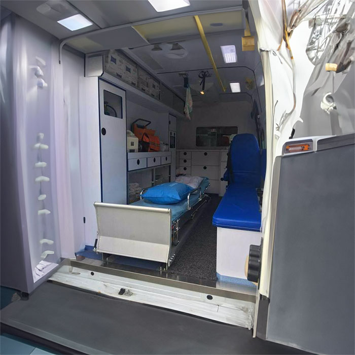 深圳深圳救护车出租病重返乡到江门市江海区叫救护车打什么号码