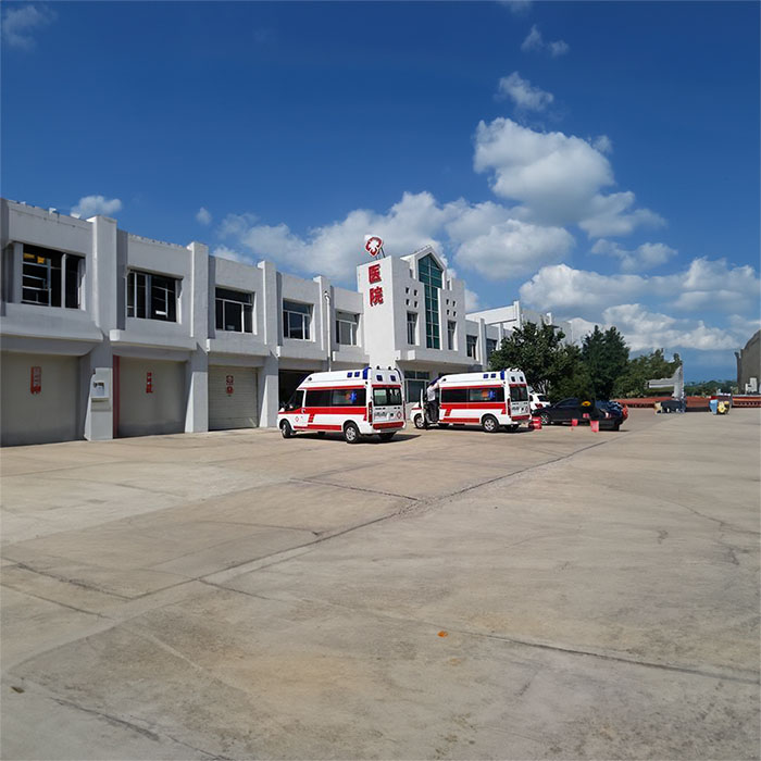 珠海市中医院租120私人急救车到昆明医学院第二附属医院（昆明工人医院）医疗救护车租赁