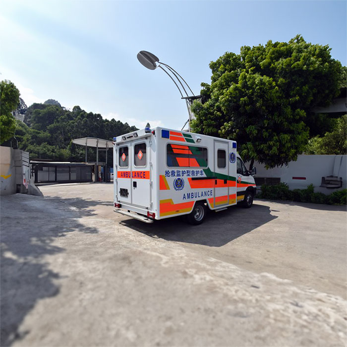 龙岗深圳救护车出租出院回家到茂名市化州市如何自己联系救护车