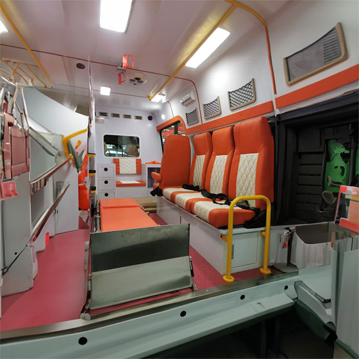 广州市第二人民医院租私家救护车转院到深圳大学口腔医院救护车1公里多少钱