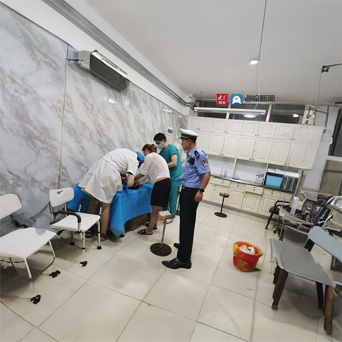 深圳深圳救护车出租出院返乡到佛山市怎么联系120的客服