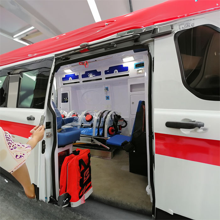 广东湛江市中心人民医院预约私人救护车转运到芜湖市中医院坐一次救护车需要多少钱