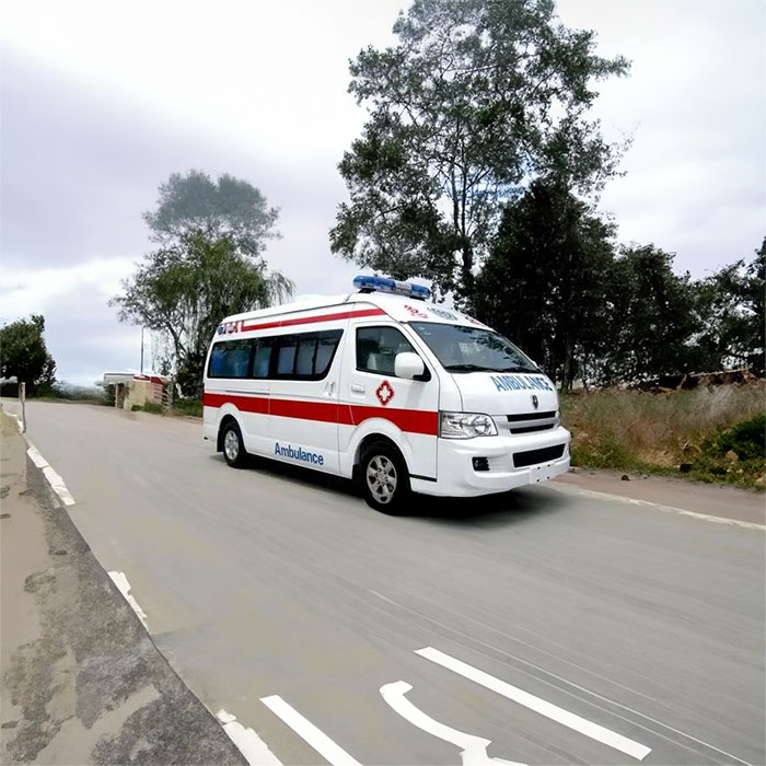 龙岗深圳救护车出租病重回老家到深圳市盐田区救护车要打什么电话