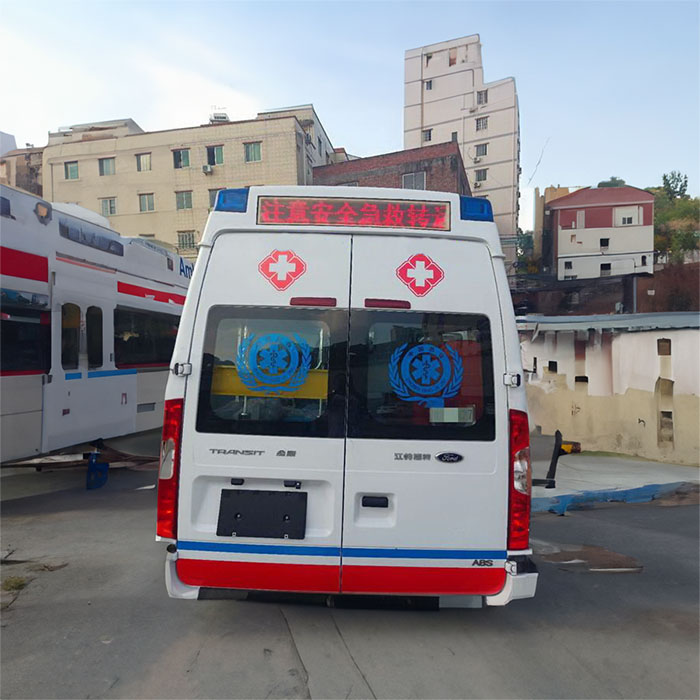 深圳深圳120急救车出租出院回家到清远市连山壮族瑶族自治县个人救护车出租电话