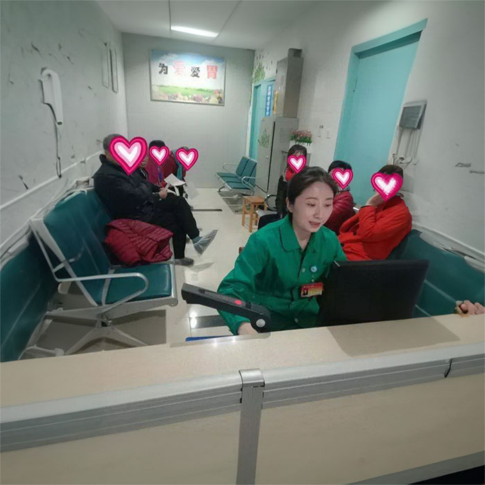 深圳深圳急救车出租出院回家到清远市市辖区转院车辆联系