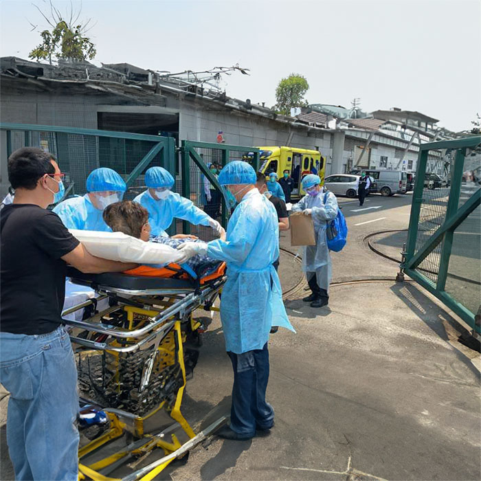 深圳深圳急救车出租病重回老家到肇庆市市辖区救护车护送电话