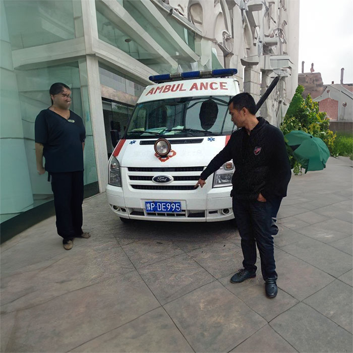 龙岗深圳救护车出租康复回家到云浮市市辖区转院怎么联系接收医院有车送吗