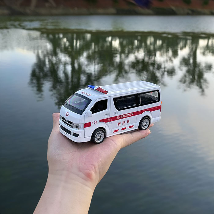 广东省第二中医院租赁私家救护车转院到吉林省肿瘤医院长途救护车电话