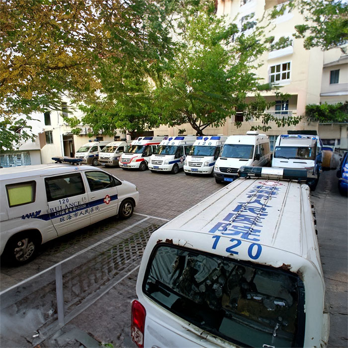 深圳深圳救护车出租出院返乡到深圳市南山区转院车辆联系