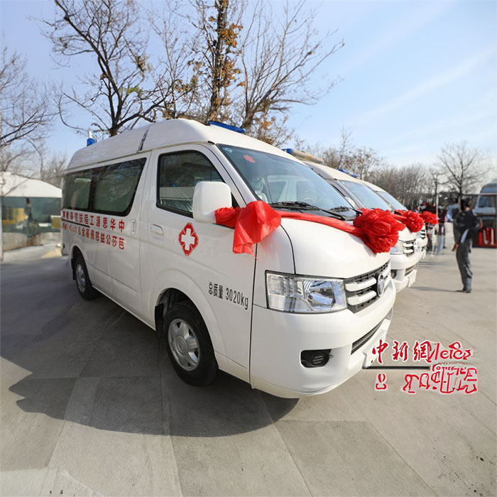 福田深圳救护车租赁康复护送到广州市白云区120出租联系电话