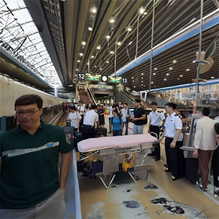 福田深圳120急救车出租康复回家到云浮市云安县救护车电话是什么