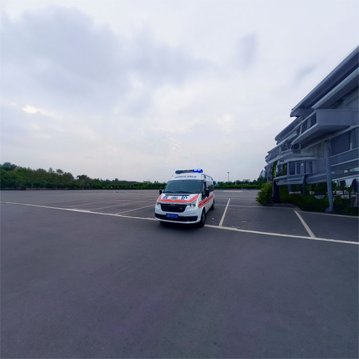 福田深圳市中医院租私人救护车到广东深圳市中心医院救护车电话号码