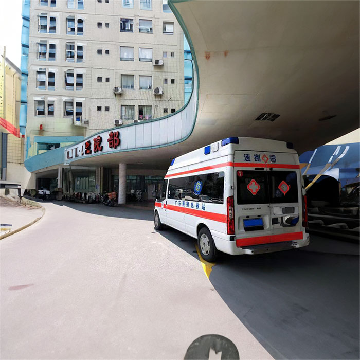 福田广东省广州空军医院私人救护车出租到梅州市人民医院（梅州市黄塘医院）私人救护车电话
