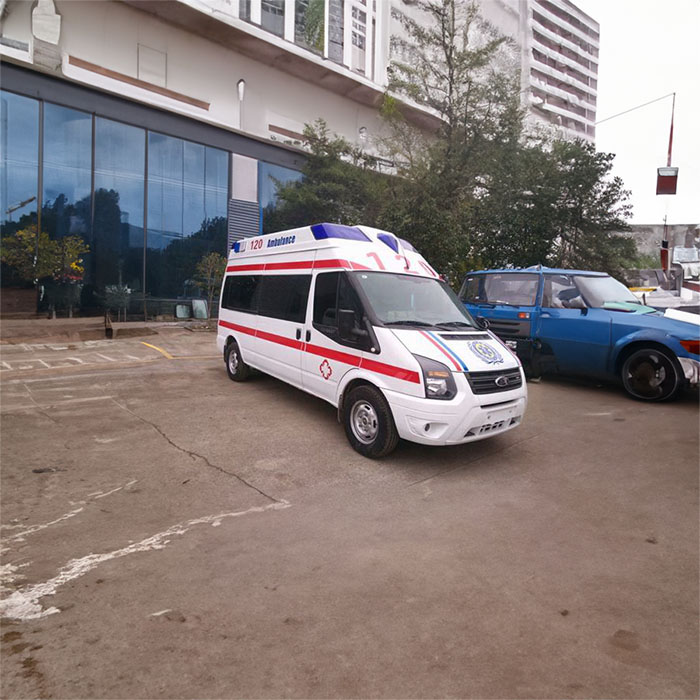 龙岗中山大学肿瘤研究所租私人急救车到吉林市第二中心医院救护车的急救电话