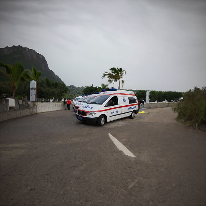 龙岗深圳急救车出租出院回家到江门市开平市私人救护车租车电话