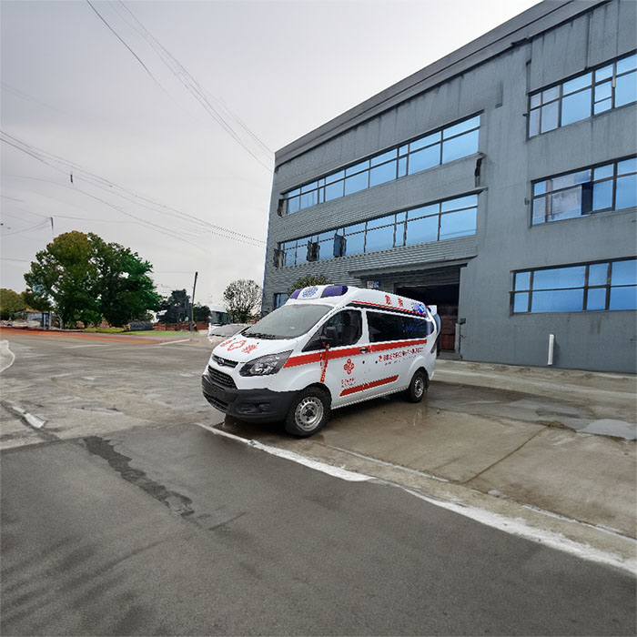 龙岗深圳急救车租赁出院回老家到梅州市兴宁市护送病人车电话