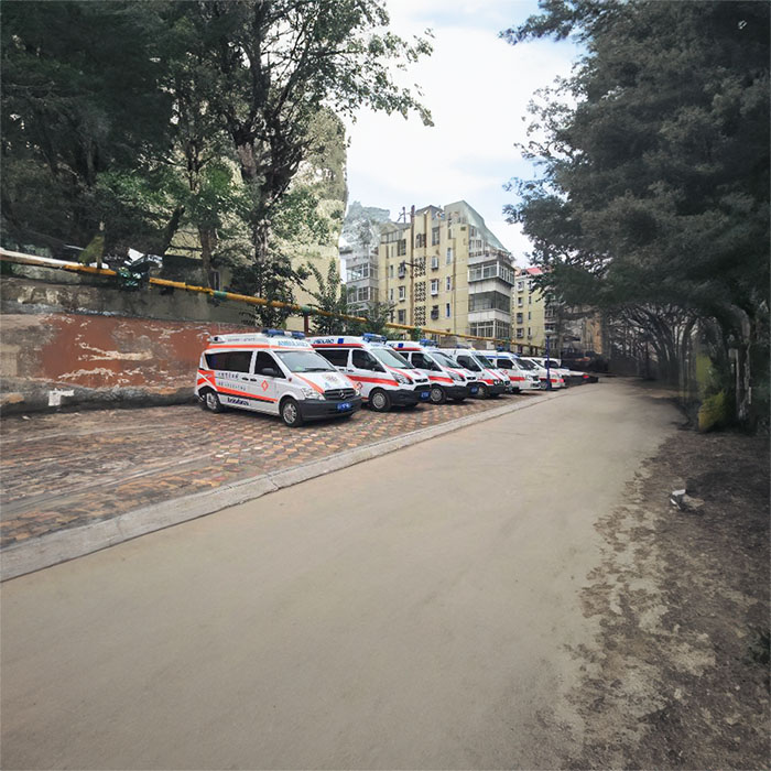 龙岗广东省广东惠州市中心人民医院租用私人救护车到海南省人民医院救护车本市收费
