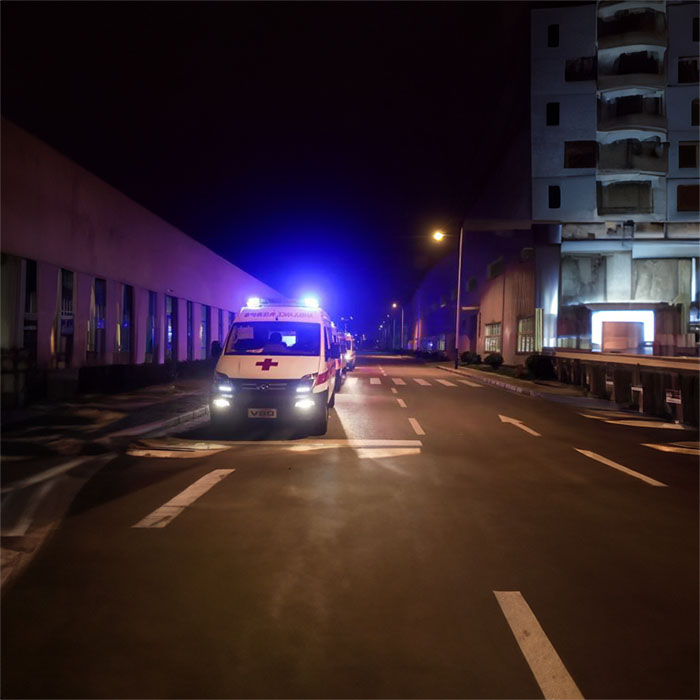龙岗广东中山二院租私人救护车转院到青海省第四人民医院（青海省传染病医院）重症监护救护车出租