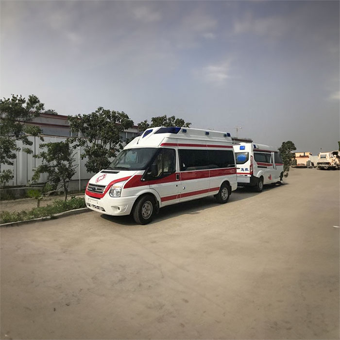 深圳深圳120救护车出租病重返乡到佛山市出租私人救护车电话号码
