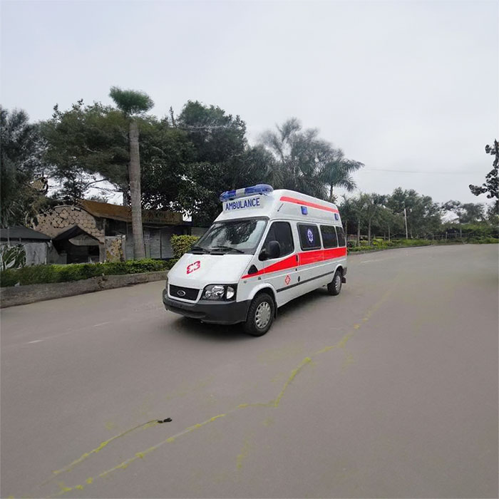 龙岗深圳救护车租赁病重返乡到肇庆市封开县24小时急救电话