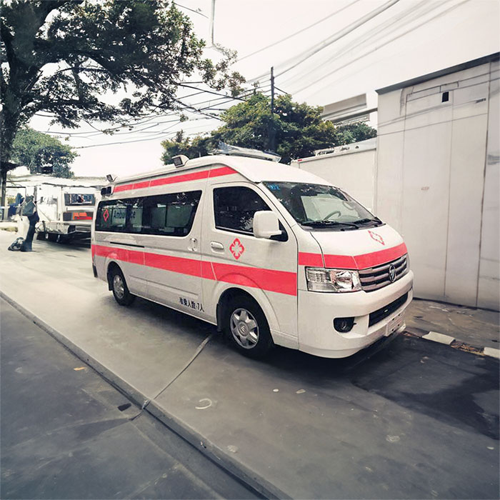 龙岗广东省广州市儿童医院租用私人救护车护送到湖南省人民医院（湖南师范大学附属医院）救护车接送病人价格