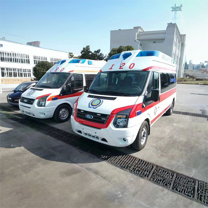 龙岗深圳救护车出租出院回家到深圳市龙岗区租赁救护车联系电话