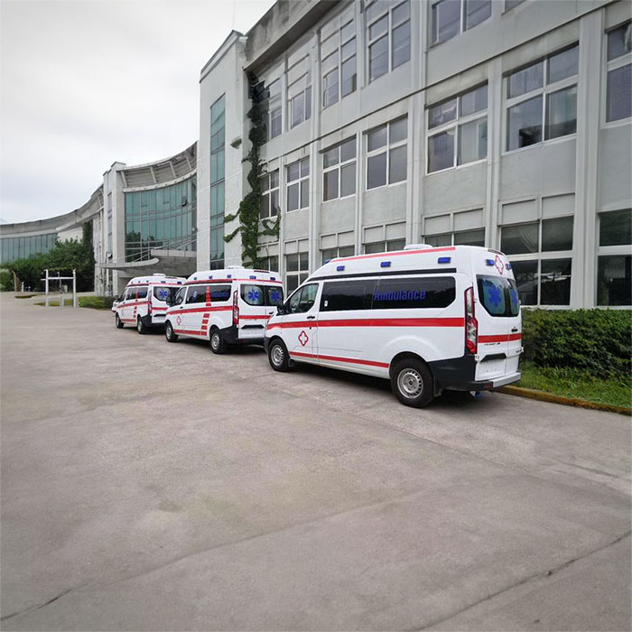 龙岗深圳120救护车出租康复回家到肇庆市市辖区租赁急救车电话号码