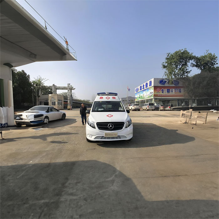 龙岗深圳120救护车租赁出院回老家到惠州市市辖区出租私人救护车电话