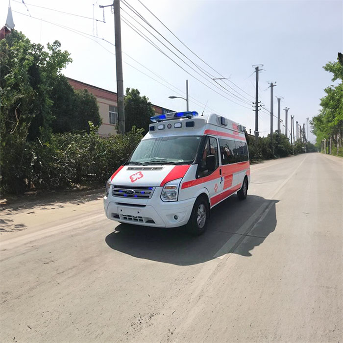 龙岗深圳120急救车出租康复护送到深圳市南山区护送病人车电话