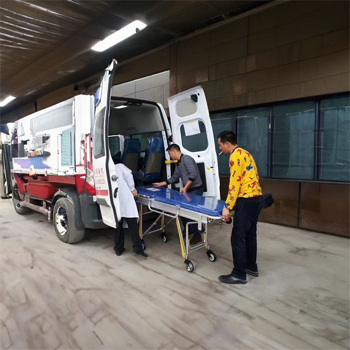 福田中山市博爱医院出租急救车护送到佳木斯市中心医院救护车转运