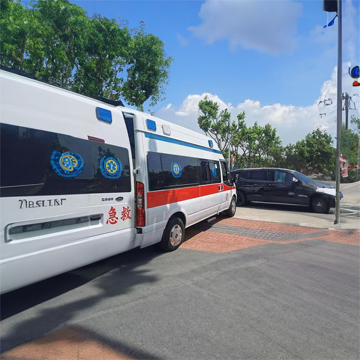 深圳深圳救护车出租出院返乡到惠州市怎么拨打救护车电话