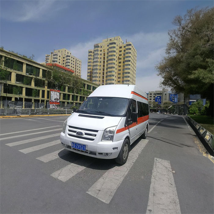 深圳深圳120急救车租赁出院回老家到肇庆市四会市医院转院车电话