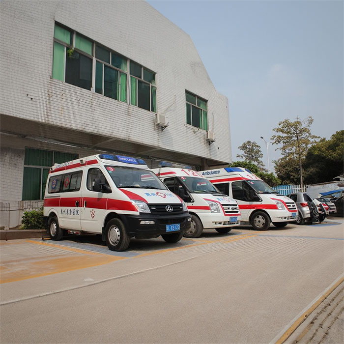 广东省深圳市南山区人民医院120私人救护车租赁到广东省口腔医院正规救护车出租转运