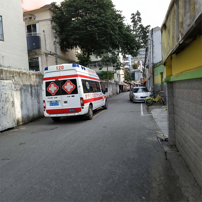 广东省中国人民解放军五七医院租私家救护车转院到承德市中心医院（承德医学院第二附属医院）救护车电话